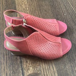 Brand New Comfortiva wedge sandals